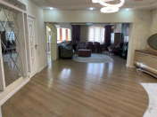 Satılır 3 otaqlı 136 m2 yeni tikili Nəriman Nərimanov m.