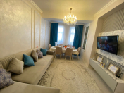 Satılır 2 otaqlı 80 m2 yeni tikili 28 May m.