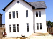 Satılır 4 otaqlı 220 m2 bağ evi Sabunçu r.