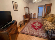 İcarəyə verilir 2 otaqlı 65 m2 köhnə tikili 28 May m.