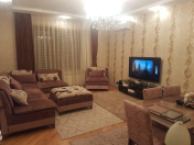 Satılır 3 otaqlı 120 m2 yeni tikili Nizami m.