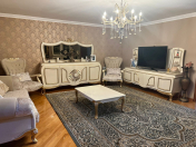 Satılır 4 otaqlı 175 m2 yeni tikili Nəriman Nərimanov m.