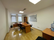 İcarəyə verilir 2 otaqlı 20 m2 ofis Nizami m.