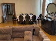 İcarəyə verilir 3 otaqlı 170 m2 yeni tikili Sevgi parkı