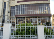 Satılır 10 otaqlı 1450 m2 obyekt Neftçilər m.