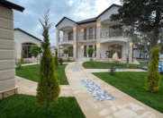 Satılır 6 otaqlı 480 m2 bağ evi Mərdəkan