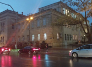 İcarəyə verilir 2 otaqlı 70 m2 obyekt Xətai r.