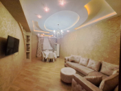 İcarəyə verilir 3 otaqlı 130 m2 yeni tikili Nizami r.