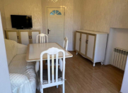 İcarəyə verilir 2 otaqlı 60 m2 köhnə tikili İçəri Şəhər m.