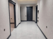 Satılır 2 otaqlı 100 m2 yeni tikili Elmlər Akademiyası m.