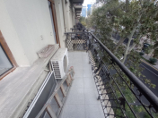 İcarəyə verilir 4 otaqlı 100 m2 köhnə tikili Sahil m.