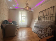 İcarəyə verilir 3 otaqlı 120 m2 köhnə tikili Nəriman Nərimanov m.