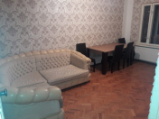 İcarəyə verilir 3 otaqlı 80 m2 köhnə tikili Həzi Aslanov m.