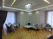 Satılır 4 otaqlı 150 m2 yeni tikili 20 yanvar m.
