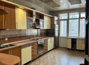 Satılır 8 otaqlı 350 m2 yeni tikili Azərbaycan Dillər Universiteti