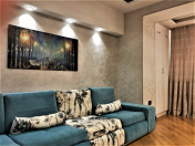 İcarəyə verilir 3 otaqlı 100 m2 köhnə tikili 28 May m.