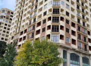 Satılır 4 otaqlı 178 m2 yeni tikili 28 May m.