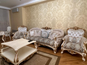 İcarəyə verilir 3 otaqlı 210 m2 yeni tikili Şah İsmayıl Xətai m.