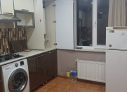 İcarəyə verilir 3 otaqlı 65 m2 köhnə tikili Gənclik m.