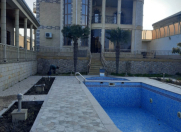 Satılır 11 otaqlı 300 m2 villa Ramana