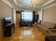 Satılır 3 otaqlı 120 m2 yeni tikili Qara Qarayev m.