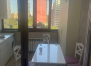 İcarəyə verilir 1 otaqlı 50 m2 yeni tikili 28 May m.