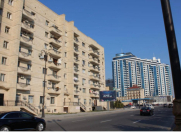 İcarəyə verilir 3 otaqlı 130 m2 köhnə tikili Şah İsmayıl Xətai m.