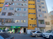 İcarəyə verilir 3 otaqlı 80 m2 köhnə tikili Gənclik m.