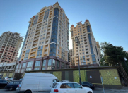 Satılır 3 otaqlı 105 m2 yeni tikili 28 May m.