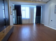 Satılır 4 otaqlı 170 m2 yeni tikili Nəriman Nərimanov m.