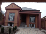 Satılır 4 otaqlı 122 m2 həyət evi Saray