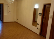 Satılır 4 otaqlı 120 m2 köhnə tikili Abu Arena