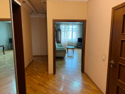 İcarəyə verilir 3 otaqlı 125 m2 yeni tikili Badamdar