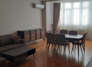 Satılır 4 otaqlı 174 m2 yeni tikili Nəriman Nərimanov m.