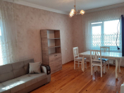 İcarəyə verilir 2 otaqlı 60 m2 köhnə tikili 8 km