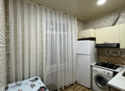 İcarəyə verilir 2 otaqlı 70 m2 köhnə tikili Neftçilər m.