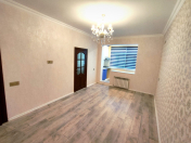 Satılır 2 otaqlı 35 m2 köhnə tikili Memar Əcəmi m.