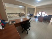 İcarəyə verilir 1 otaqlı 84 m2 ofis Şah İsmayıl Xətai m.