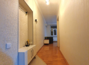 Satılır 2 otaqlı 50 m2 köhnə tikili Xalqlar Dostluğu m.