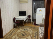 İcarəyə verilir 3 otaqlı 92 m2 köhnə tikili 28 May m.