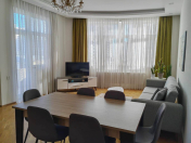 İcarəyə verilir 3 otaqlı 105 m2 yeni tikili 28 May m.