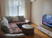 Satılır 2 otaqlı 75 m2 köhnə tikili Əhmədli m.