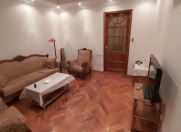 İcarəyə verilir 2 otaqlı 65 m2 köhnə tikili Sahil m.