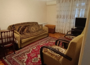 İcarəyə verilir 2 otaqlı 45 m2 köhnə tikili Gənclik m.