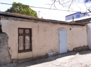 Satılır 0 otaqlı 1 m2 həyət evi Gənclik m.