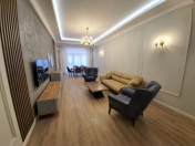 İcarəyə verilir 3 otaqlı 170 m2 yeni tikili İçəri Şəhər m.