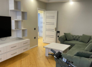 İcarəyə verilir 2 otaqlı 60 m2 köhnə tikili 8 Noyabr m.