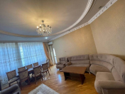 İcarəyə verilir 3 otaqlı 100 m2 yeni tikili Gənclik m.