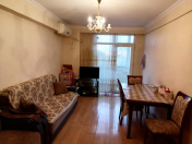 Satılır 2 otaqlı 45 m2 köhnə tikili Gənclik m.