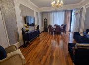 İcarəyə verilir 3 otaqlı 130 m2 yeni tikili Şah İsmayıl Xətai m.